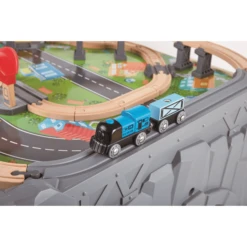 Hape Treinlandschap Met Batterij-aangedreven Locomotief, 70 Stuks -Kinder Speel Verkoop hape treinlandschap met batterij aangedreven locomotief 70 stuks a315449 4