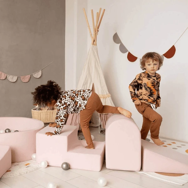 MISIOO Foam Speeltuin Mini Met 100 Ballen, Roze 3 MISIOO Foam Speeltuin Mini Met 100 Ballen, Roze - Afbeelding 3